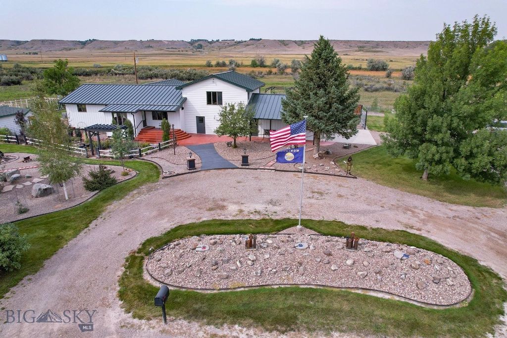 5 Rocky Reef Road, Great Falls, MT 59443