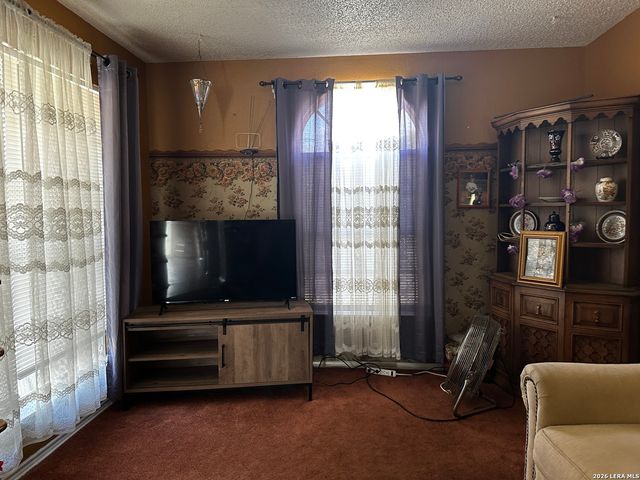 238 Bristol, San Antonio, TX 78214