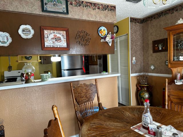 238 Bristol, San Antonio, TX 78214