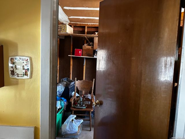 238 Bristol, San Antonio, TX 78214