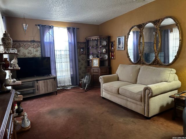 238 Bristol, San Antonio, TX 78214