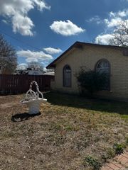 238 Bristol, San Antonio, TX 78214