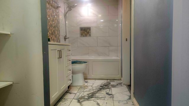 13331 S Calumet Avenue, Chicago, IL 60827