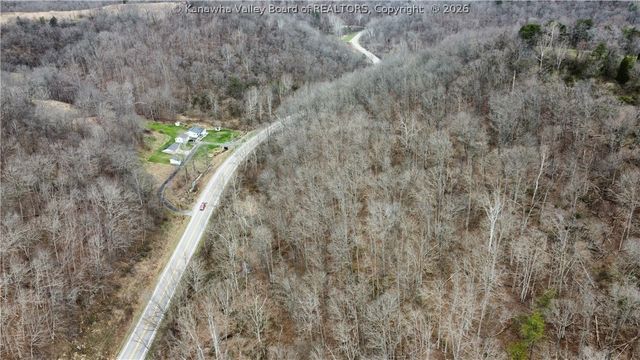 27832 Ripley Road, Mount Alto, WV 25264