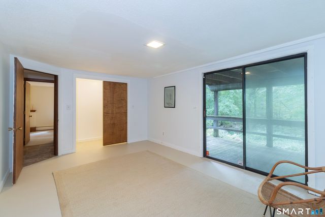 882 Moose Hill Road, Guilford, CT 06437