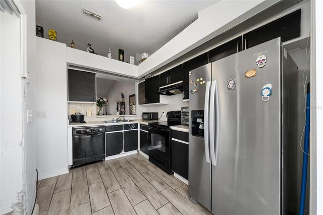 3198 SANDY SHORE LANE, Kissimmee, FL 34743