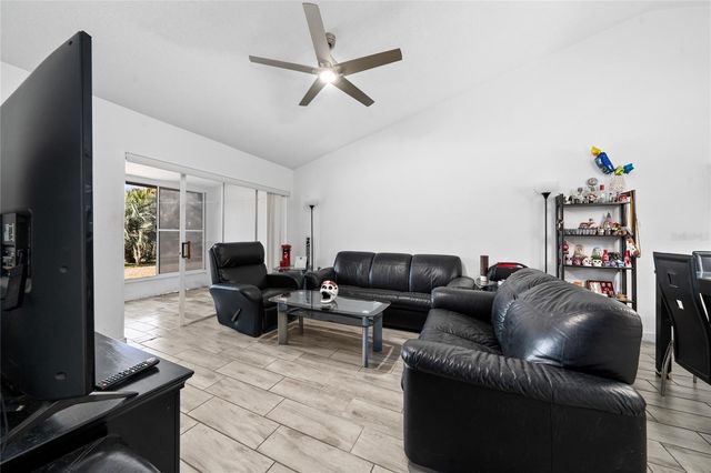 3198 SANDY SHORE LANE, Kissimmee, FL 34743