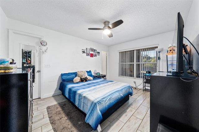 3198 SANDY SHORE LANE, Kissimmee, FL 34743