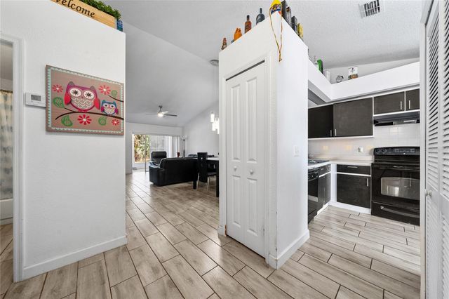 3198 SANDY SHORE LANE, Kissimmee, FL 34743