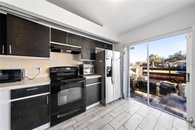 3198 SANDY SHORE LANE, Kissimmee, FL 34743