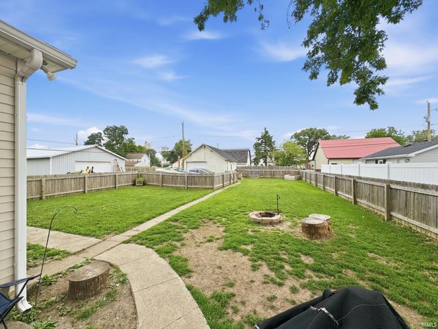 22517 Stenger Street, Woodburn, IN 46797