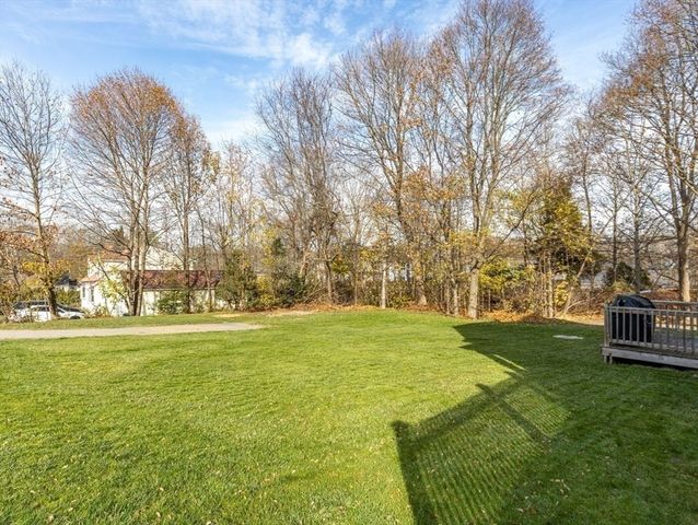 10 Sassamon St, Canton, MA 02021