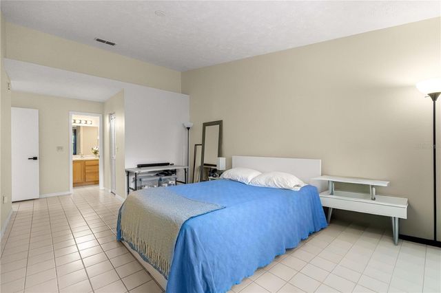 10457 SW 85TH COURT, Ocala, FL 34481