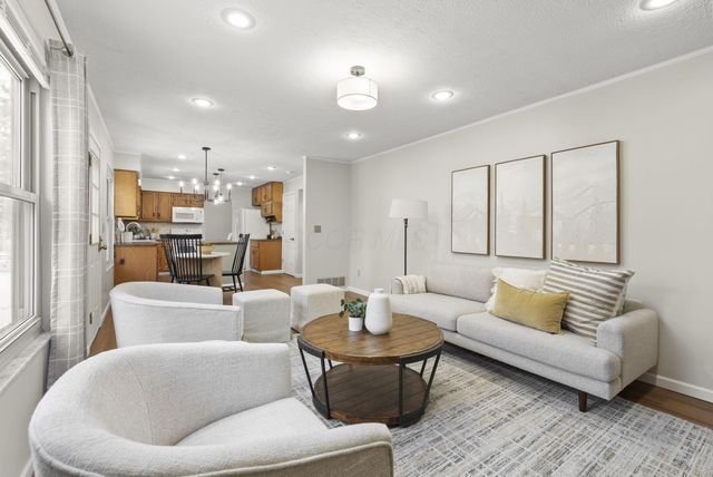 3280 River Place Drive, Columbus, OH 43221