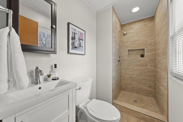 3280 River Place Drive, Columbus, OH 43221