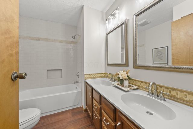 3280 River Place Drive, Columbus, OH 43221