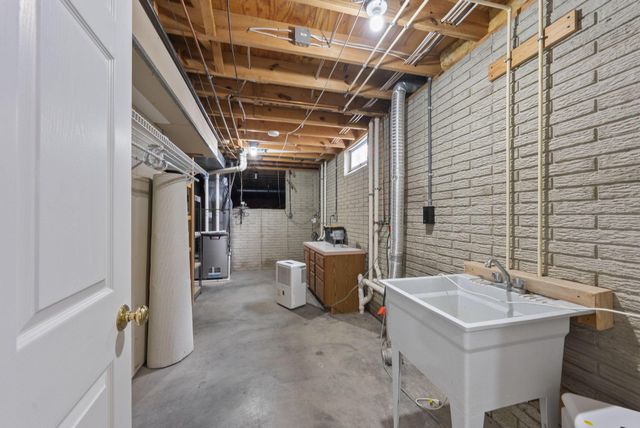 3280 River Place Drive, Columbus, OH 43221