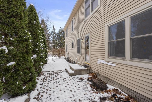 3280 River Place Drive, Columbus, OH 43221