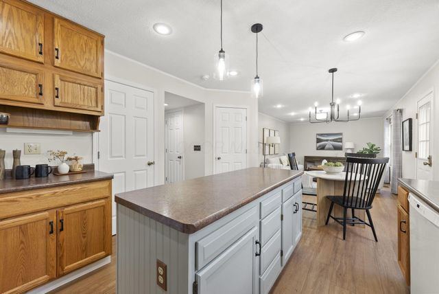 3280 River Place Drive, Columbus, OH 43221