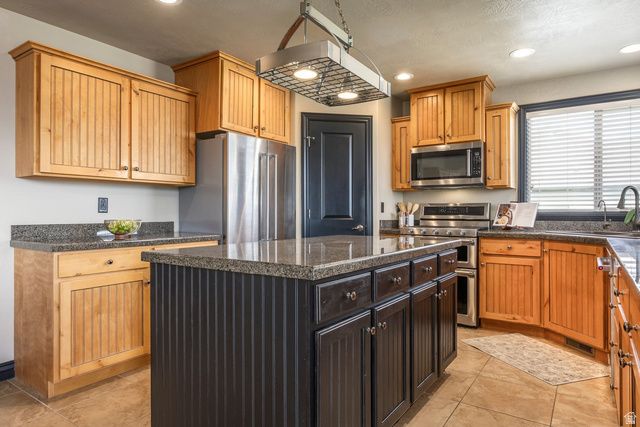 5338 W EMMELINE DR, Herriman, UT 84096