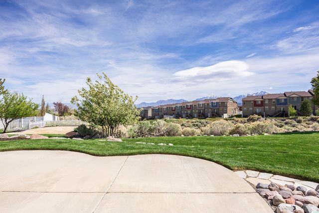 5338 W EMMELINE DR, Herriman, UT 84096