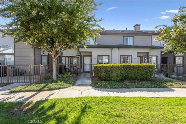 1555 Orange 1205, Redlands, CA 92373