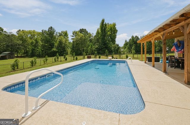 279 Davis Road, Gray, GA 31032