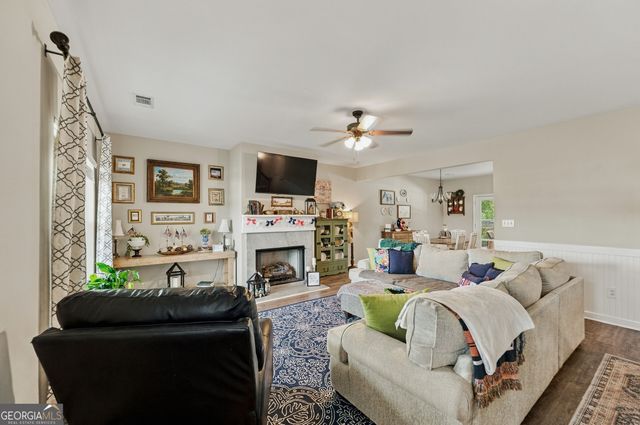 279 Davis Road, Gray, GA 31032