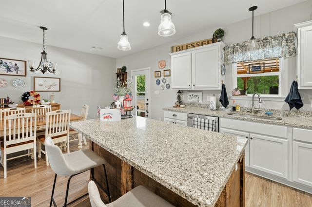 279 Davis Road, Gray, GA 31032