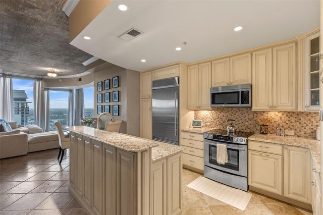 155 S COURT AVENUE 2710, Orlando, FL 32801