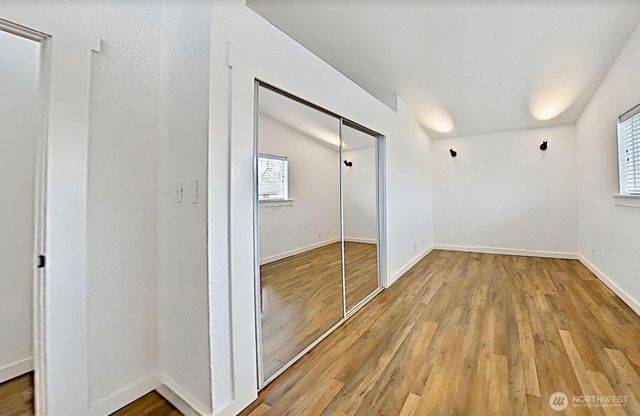 814 5th St, Steilacoom, WA 98388