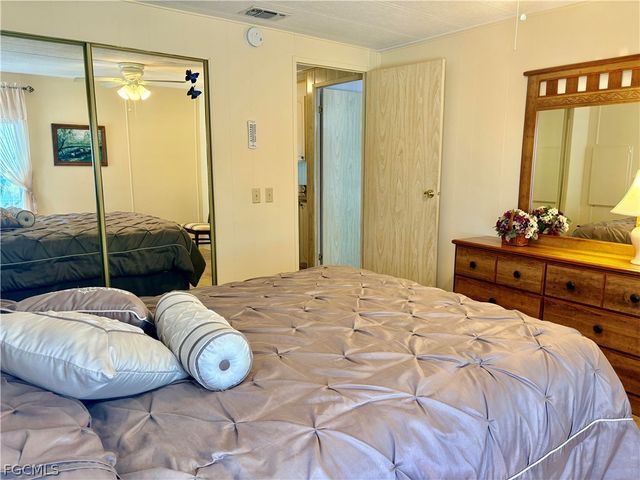 3137 Old Farm House DR, North Fort Myers, FL 33917