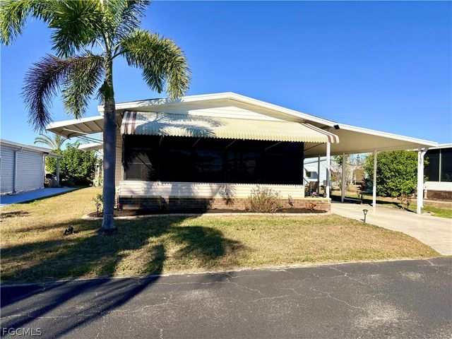 3137 Old Farm House DR, North Fort Myers, FL 33917