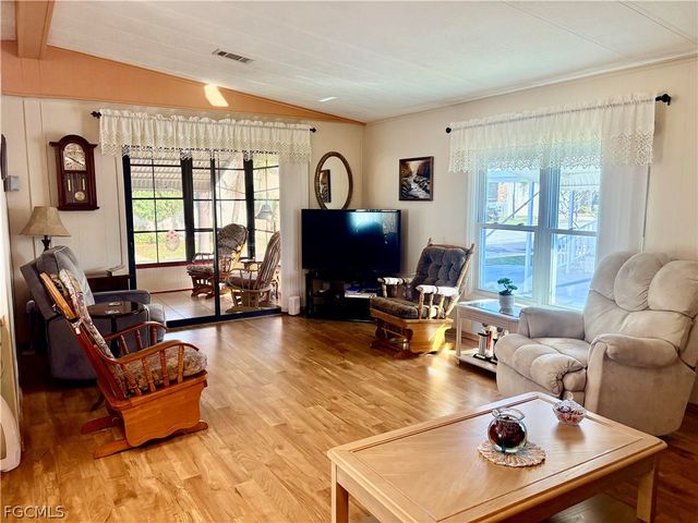 3137 Old Farm House DR, North Fort Myers, FL 33917