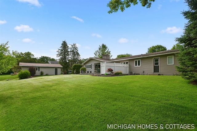 593 Alice Avenue, Zeeland, MI 49464