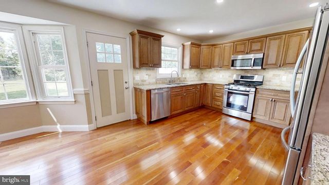 3209 E CHESTNUT AVE, Vineland, NJ 08361
