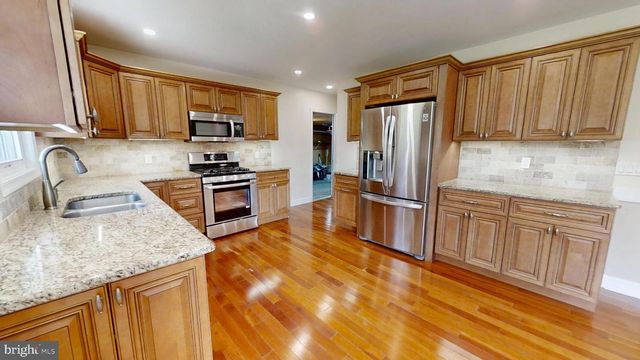 3209 E CHESTNUT AVE, Vineland, NJ 08361