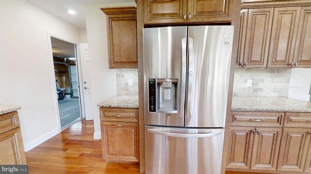 3209 E CHESTNUT AVE, Vineland, NJ 08361