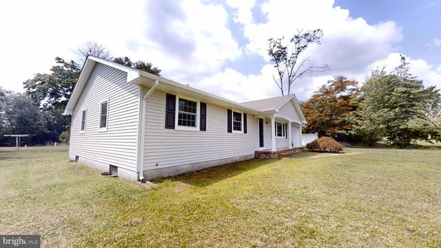 3209 E CHESTNUT AVE, Vineland, NJ 08361