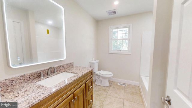 3209 E CHESTNUT AVE, Vineland, NJ 08361