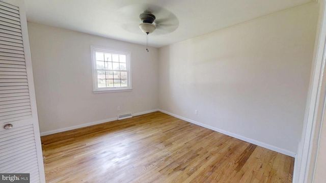 3209 E CHESTNUT AVE, Vineland, NJ 08361