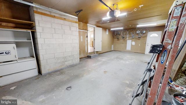 3209 E CHESTNUT AVE, Vineland, NJ 08361