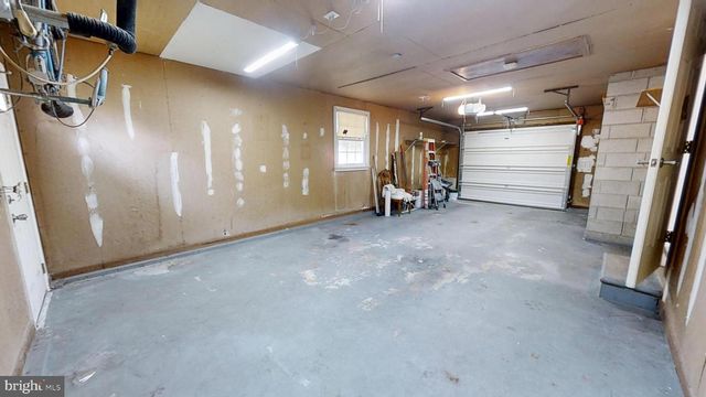 3209 E CHESTNUT AVE, Vineland, NJ 08361