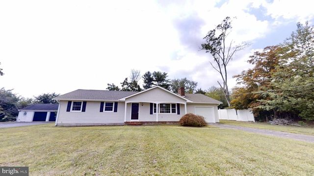 3209 E CHESTNUT AVE, Vineland, NJ 08361