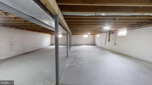 3209 E CHESTNUT AVE, Vineland, NJ 08361