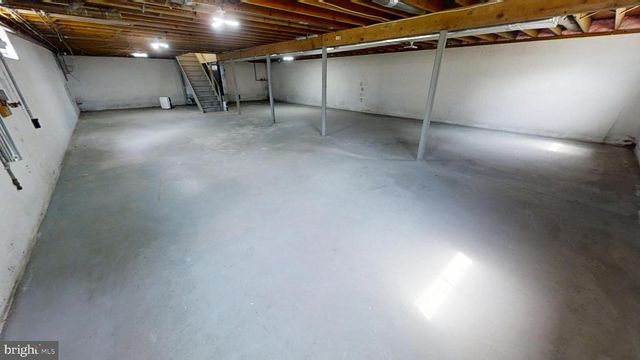3209 E CHESTNUT AVE, Vineland, NJ 08361