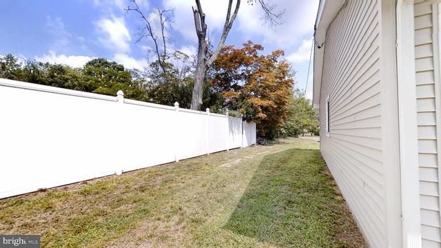3209 E CHESTNUT AVE, Vineland, NJ 08361
