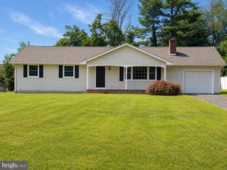 3209 E CHESTNUT AVE, Vineland, NJ 08361