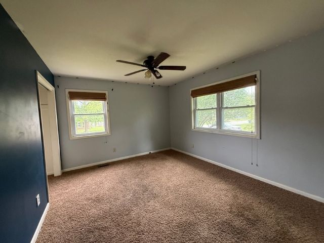 1902 W Granite Street, Siloam Springs, AR 72761