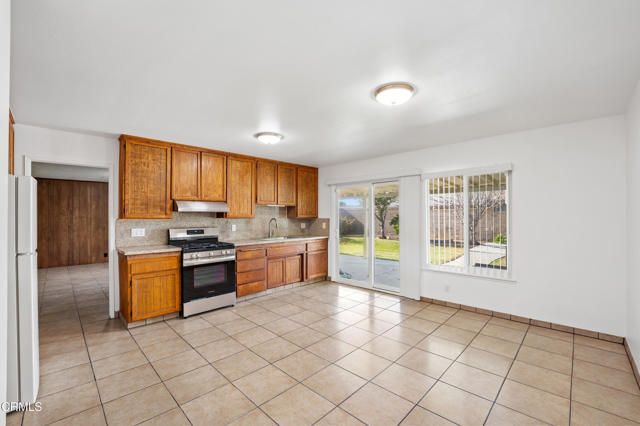 1511 Fathom Drive, Oxnard, CA 93035